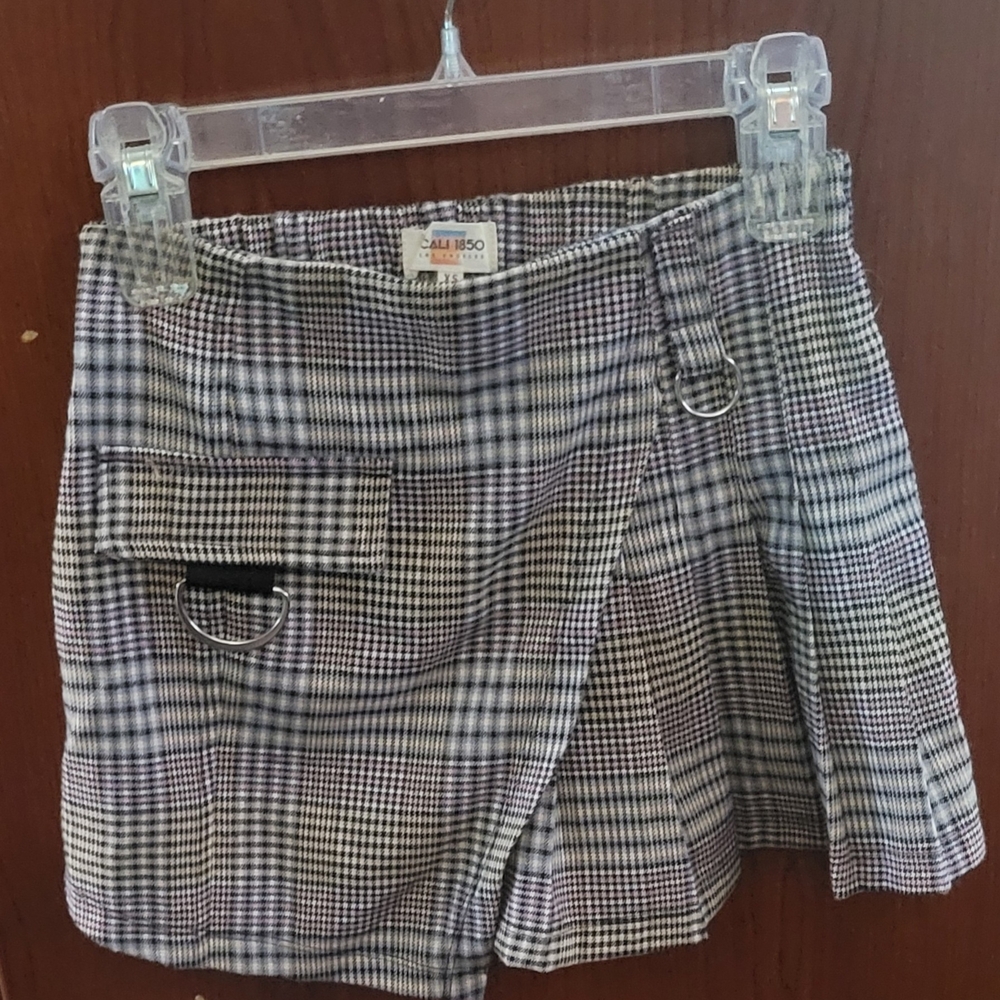 Cali 1850 Los Angelos Multicolor Plaid Skort